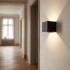 Square wall lamp